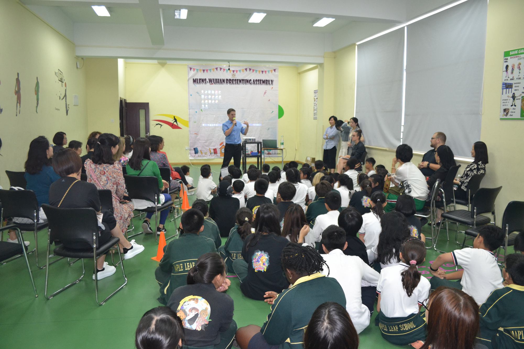 武汉枫叶外籍人员子女学校学生月末展示